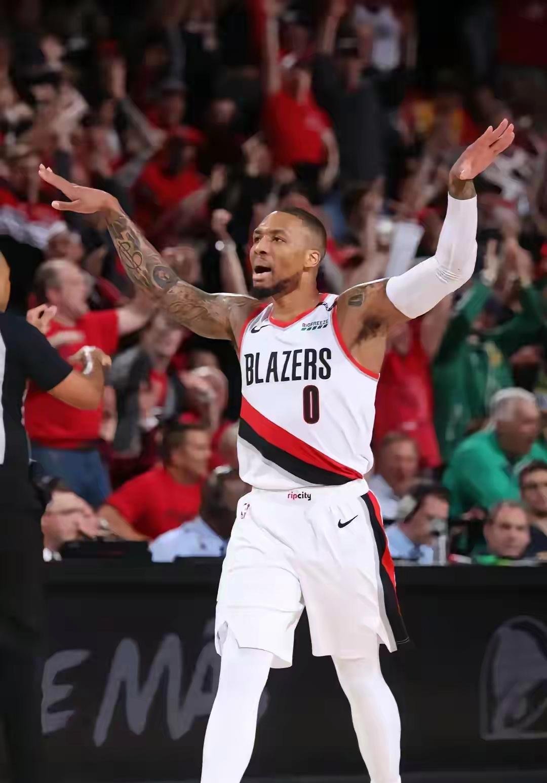 哈登陷入低谷,热火连败,连续三场30+球队命运悬念! 哈登陷入低谷,热火连败,连续三场30+球队命运悬念!