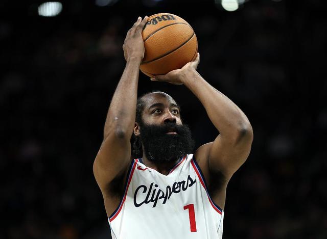 哈登陷入低谷,热火连败,连续三场30+球队命运悬念! 哈登陷入低谷,热火连败,连续三场30+球队命运悬念!